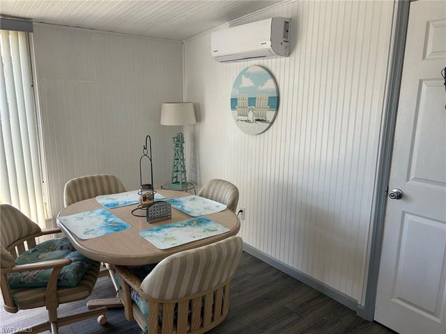 196 Palm Harbor DR, North Port, FL 34287