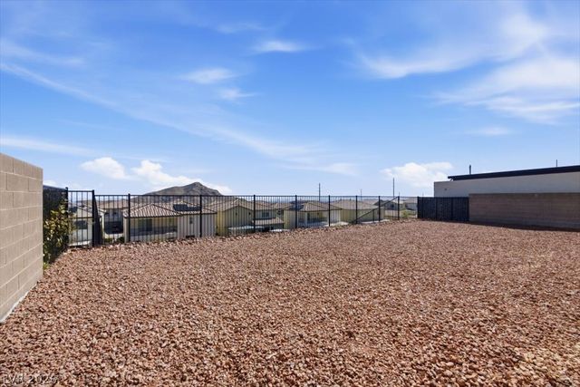 4522 Amazing View Street, Las Vegas, NV 89129