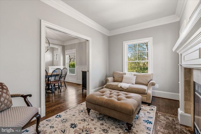 702 ENDERBY DR, Alexandria, VA 22302