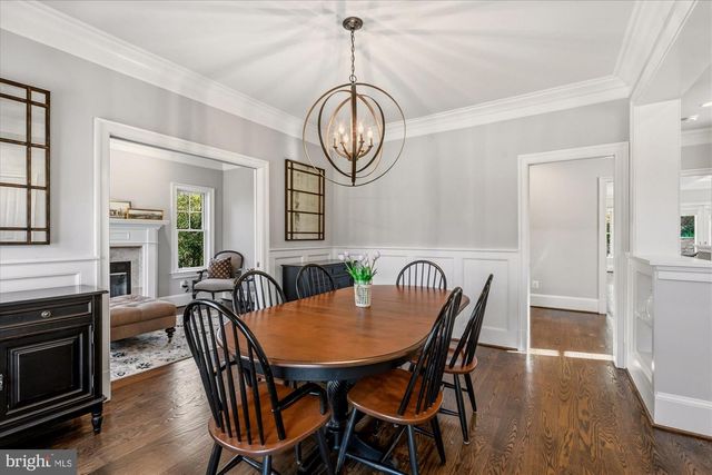 702 ENDERBY DR, Alexandria, VA 22302