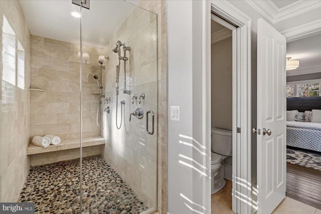 702 ENDERBY DR, Alexandria, VA 22302