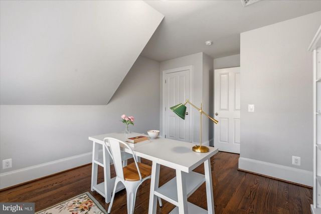 702 ENDERBY DR, Alexandria, VA 22302