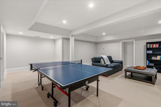 702 ENDERBY DR, Alexandria, VA 22302