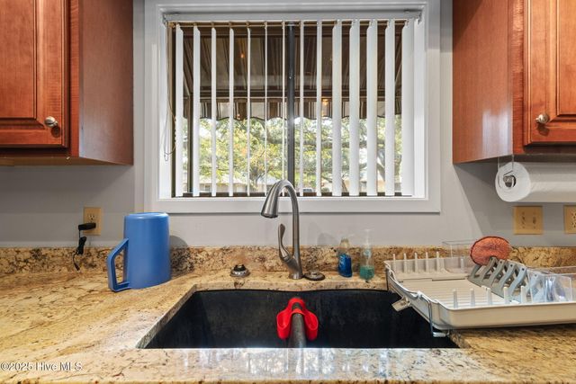 1305 Two Mile Circle E, Wilmington, NC 28405