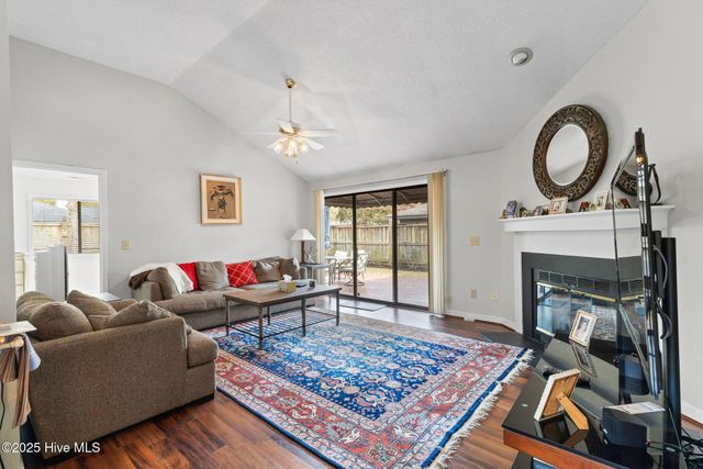 1305 Two Mile Circle E, Wilmington, NC 28405