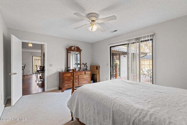 1305 Two Mile Circle E, Wilmington, NC 28405