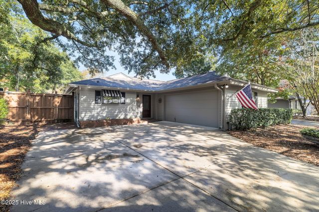 1305 Two Mile Circle E, Wilmington, NC 28405