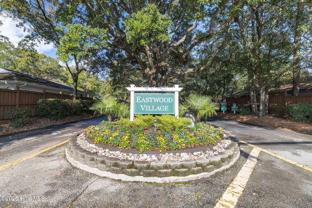 1305 Two Mile Circle E, Wilmington, NC 28405