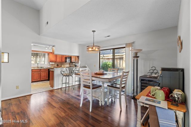 1305 Two Mile Circle E, Wilmington, NC 28405