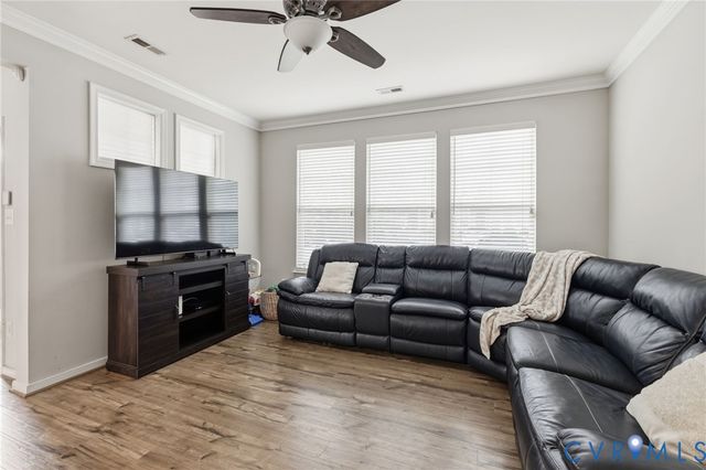 8018 Rutland Village Dr, Mechanicsville, VA 23116