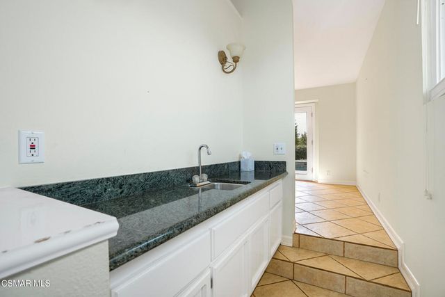 6626 Oak Forest Drive, Oak Park, CA 91377