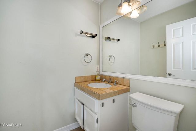 6626 Oak Forest Drive, Oak Park, CA 91377