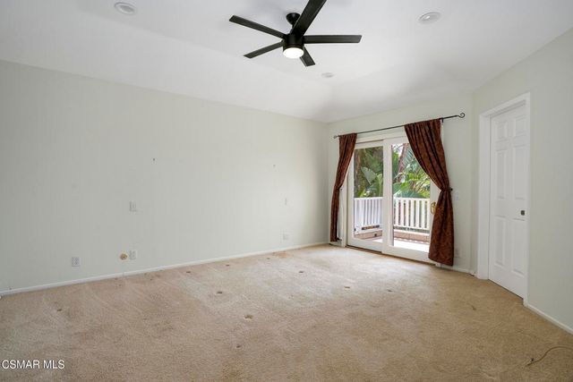 6626 Oak Forest Drive, Oak Park, CA 91377