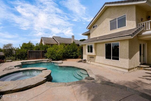 6626 Oak Forest Drive, Oak Park, CA 91377