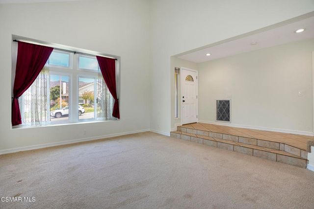 6626 Oak Forest Drive, Oak Park, CA 91377