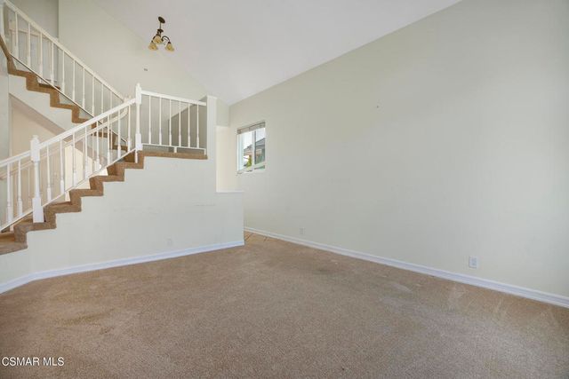 6626 Oak Forest Drive, Oak Park, CA 91377