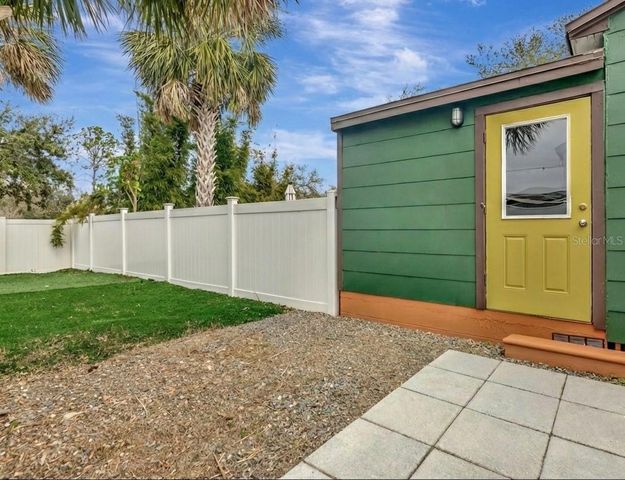 851 53RD TERRACE N, St Petersburg, FL 33703