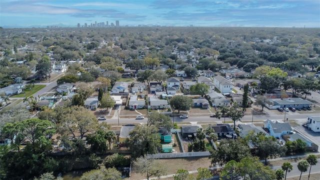 851 53RD TERRACE N, St Petersburg, FL 33703