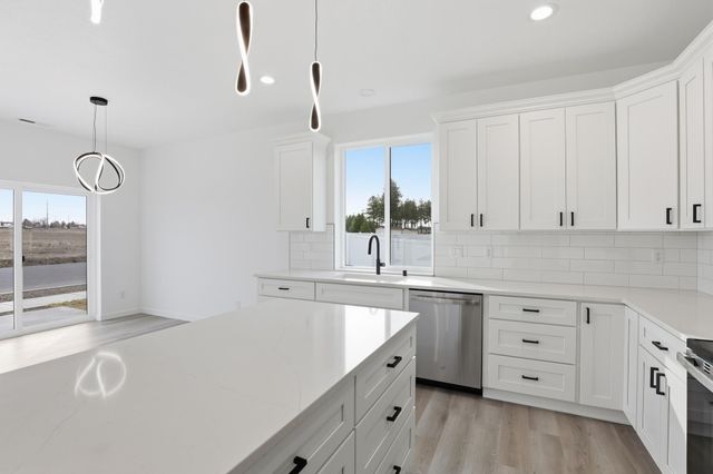 1120 S Sun devil Ct, Spokane, WA 99224