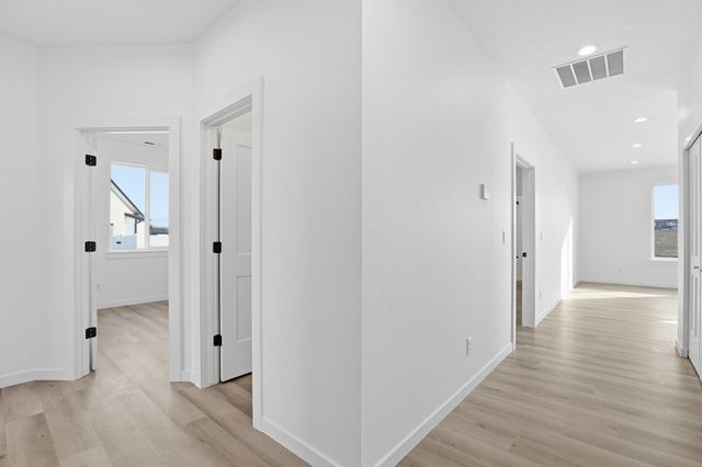 1120 S Sun devil Ct, Spokane, WA 99224