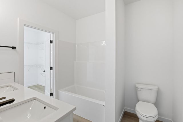 1120 S Sun devil Ct, Spokane, WA 99224