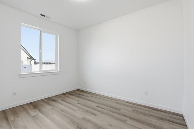 1120 S Sun devil Ct, Spokane, WA 99224