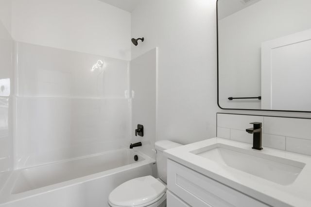 1120 S Sun devil Ct, Spokane, WA 99224