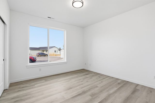 1120 S Sun devil Ct, Spokane, WA 99224