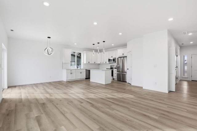 1120 S Sun devil Ct, Spokane, WA 99224