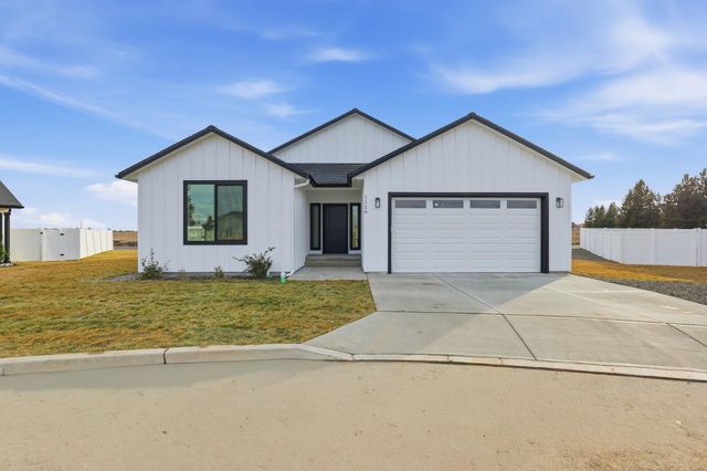 1120 S Sun devil Ct, Spokane, WA 99224