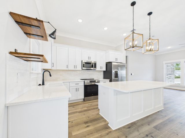 122 Jimmy Street, Fort Walton Beach, FL 32547