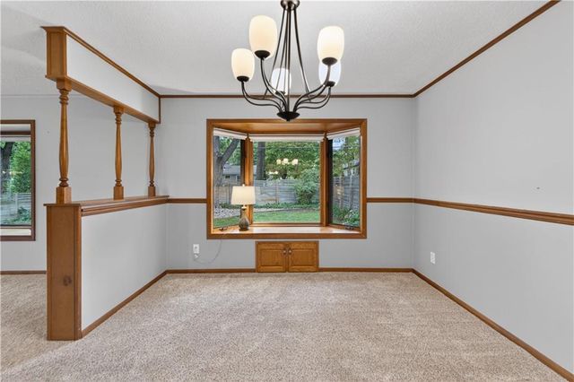 1965 W 73rd Street, Prairie Village, KS 66208