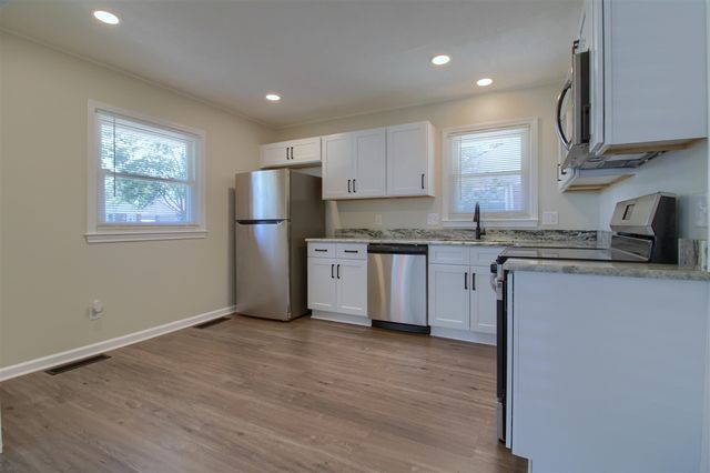 18266 Hamann Street, Riverview, MI 48193