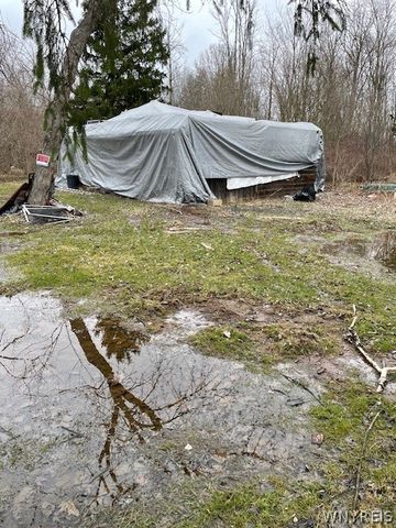 3735 Lockport Olcott Road, Newfane, NY 14108