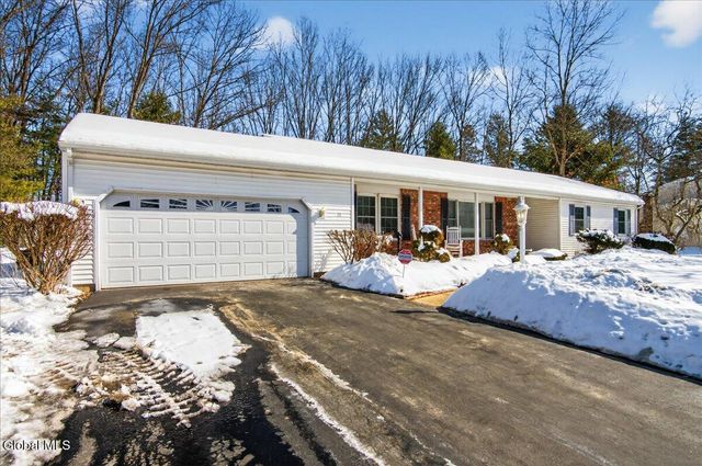 23 Christina Court, Saratoga Springs, NY 12866