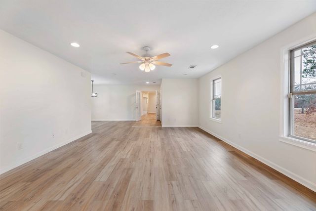 322 Moore's Chapel Road, Mauk, GA 31058