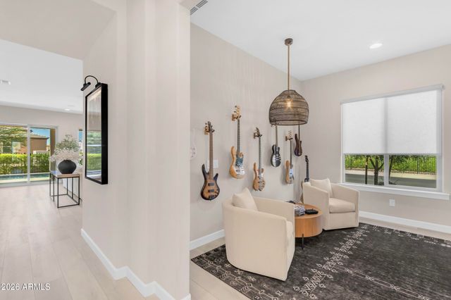 362 E VETERANS Way, Queen Creek, AZ 85140