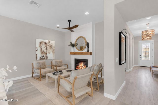 362 E VETERANS Way, Queen Creek, AZ 85140