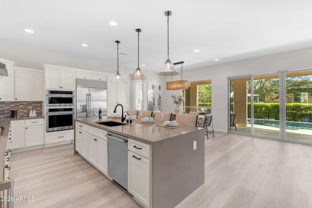 362 E VETERANS Way, Queen Creek, AZ 85140