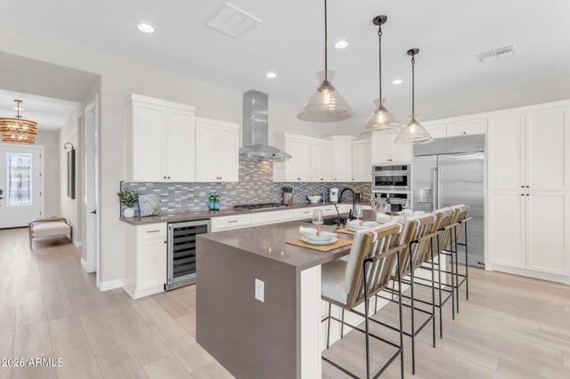 362 E VETERANS Way, Queen Creek, AZ 85140