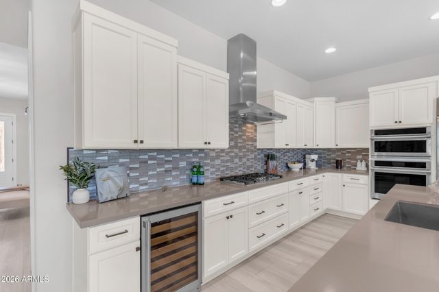 362 E VETERANS Way, Queen Creek, AZ 85140