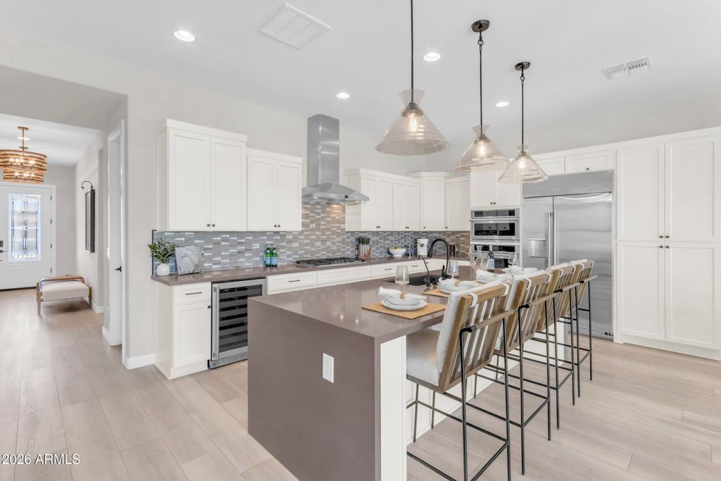 362 E VETERANS Way, Queen Creek, AZ 85140 — photo 3