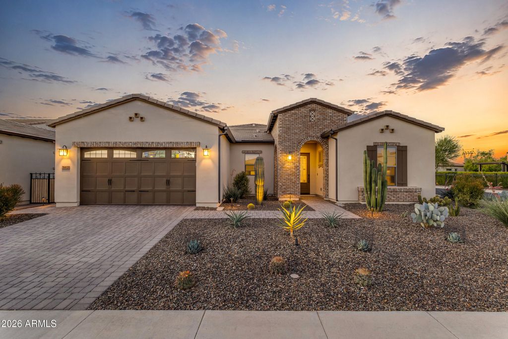 362 E VETERANS Way, Queen Creek, AZ 85140 — photo 5