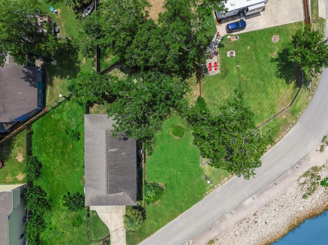 4306 Boulevard Street, Bacliff, TX 77518