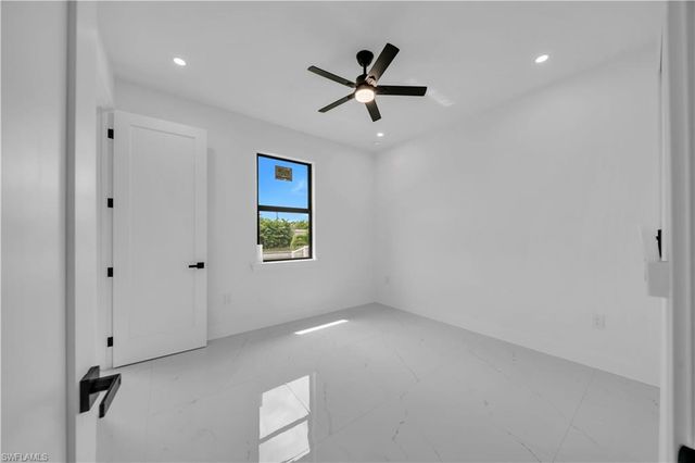 2218 SW 15th AVE, Cape Coral, FL 33991