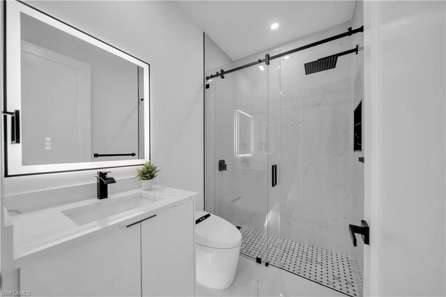 2218 SW 15th AVE, Cape Coral, FL 33991