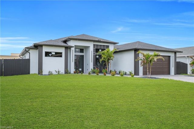 2218 SW 15th AVE, Cape Coral, FL 33991