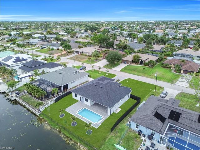 2218 SW 15th AVE, Cape Coral, FL 33991