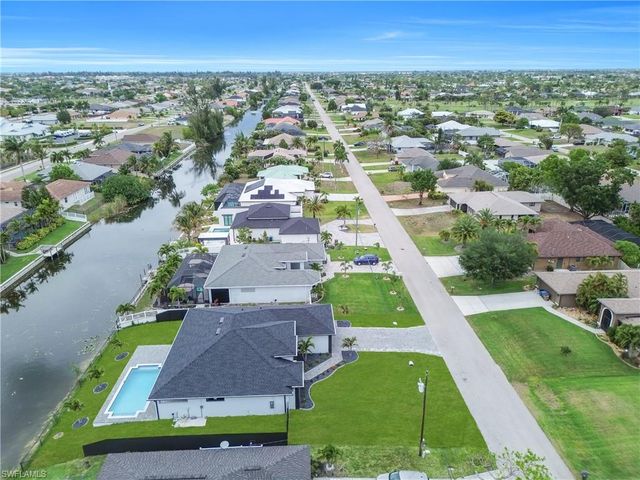 2218 SW 15th AVE, Cape Coral, FL 33991