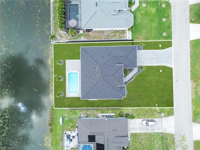 2218 SW 15th AVE, Cape Coral, FL 33991